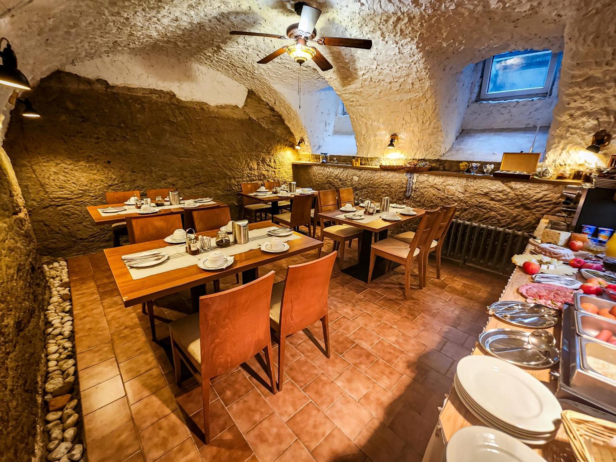 City Guest house 3*